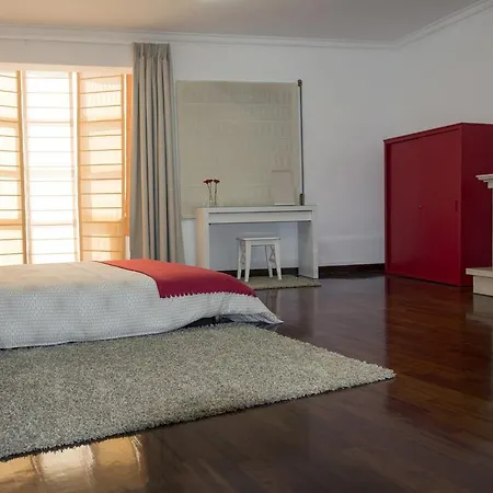 Πανσιόν Al Embaixador