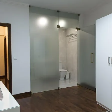 Al Embaixador Πανσιόν Alenquer