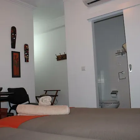 Al Embaixador بيت ضيافة ألينكوير